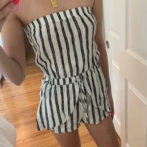 Strapless romper